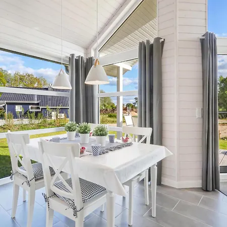 Amazing In Krems Iiwarderbrueck Holiday home *